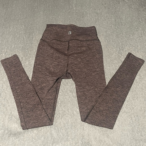 BUFFBUNNY rose gold goddess leggings size XS very good preowned condition - Picture 2 of 12